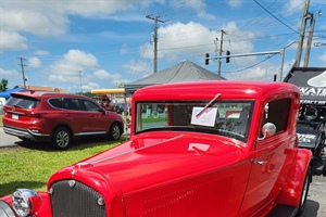 W4C: "Hot Dogs and Hot Rods" Car Show Returns