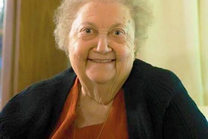 Former Editor's Widow Dies