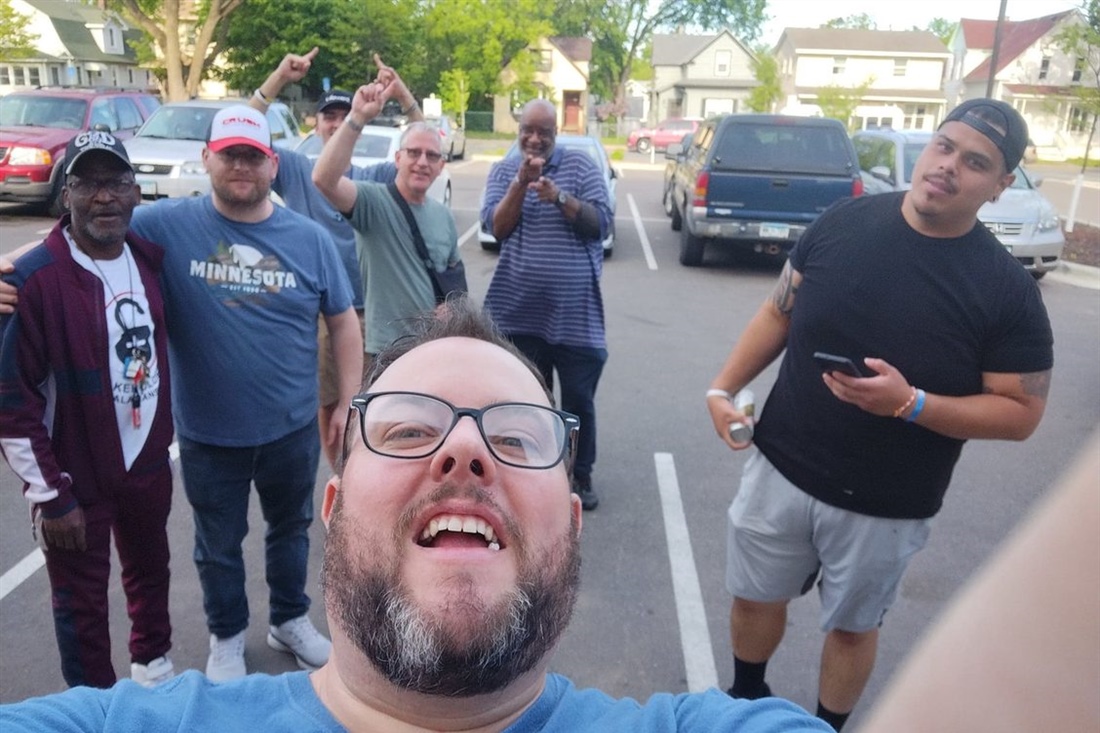 SPOTLIGHT ON MISSIONS: Michael & Laura Strong • Minneapolis, Minn.