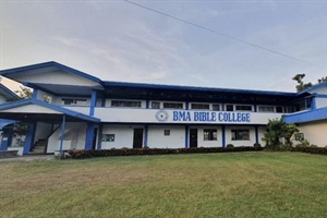 SPOTLIGHT ON MISSIONS: Stan & Donna Scroggins • The Philippines