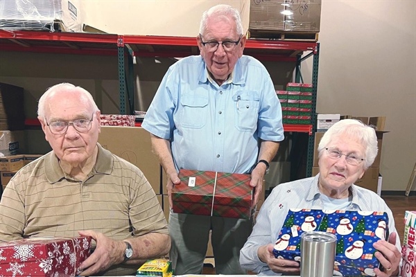 "Everlasting Smiles" to Children in Ukraine