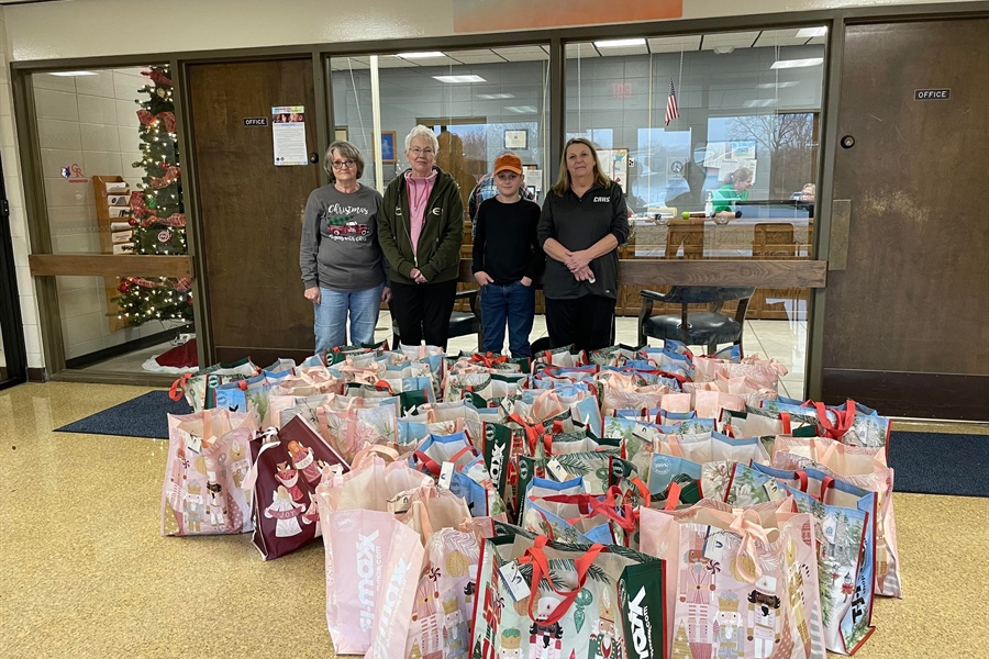 Center Grove Gives Back To the Community