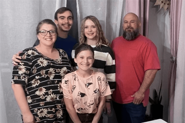 SPOTLIGHT ON MISSIONS: Bryan & Pam Risner • Romania