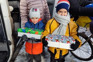 Shoeboxes Provide Hope to Ukraine