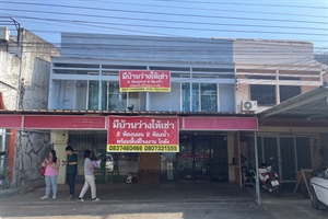 SPOTLIGHT ON MISSIONS: Brandon & Brittney Lingle • Thailand