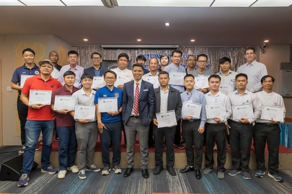 SPOTLIGHT ON MISSIONS: Siripong & Jessie Yaebeang • Thailand