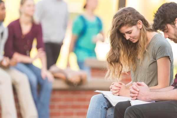 STUDENT MINISTRY: Prayer & Student Ministry