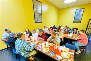 STUDENT MINISTRY: Connecting with Others In Ministry