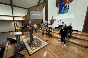 STUDENT MINISTRY: Flexing Their Ministry Muscles