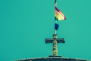 Future Headlines: People Will Be Lovers of Themselves